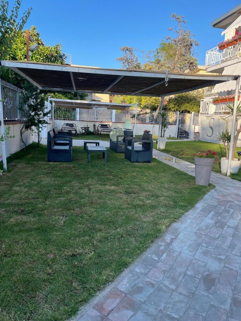 Solaris Paestum Hotel Luaran gambar